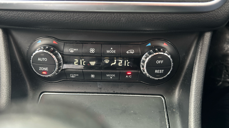 Mercedes-Benz GLA 200 Sport 5dr Petrol Hatchback